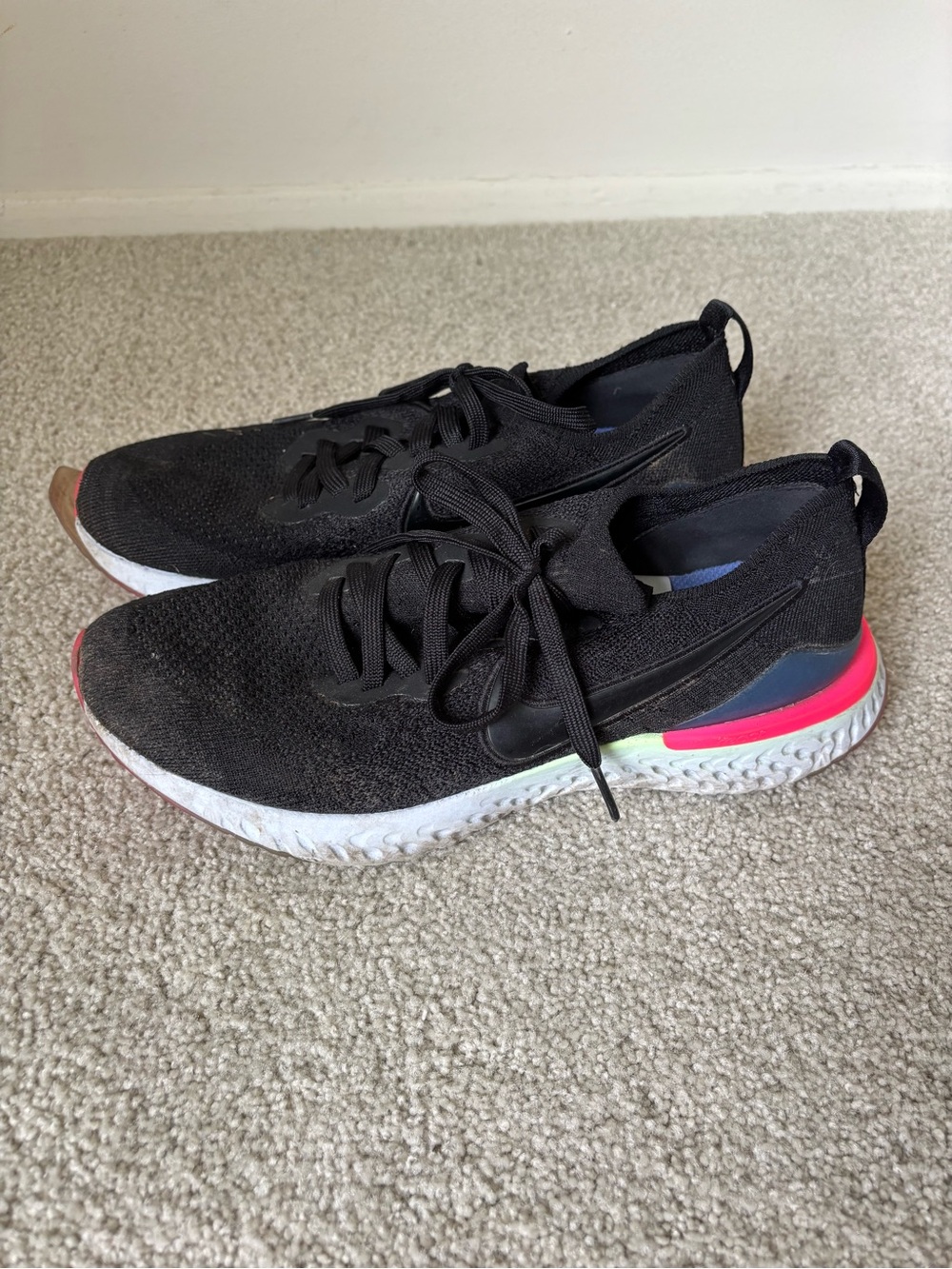 Men’s Black Knit Running Sneakers with Pink Accent